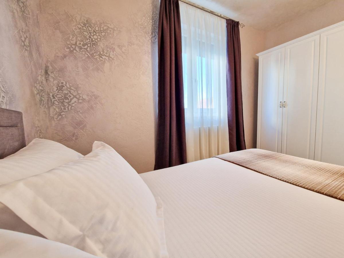 Mirvana Apartments Legacy Residence Timişoara Eksteriør billede